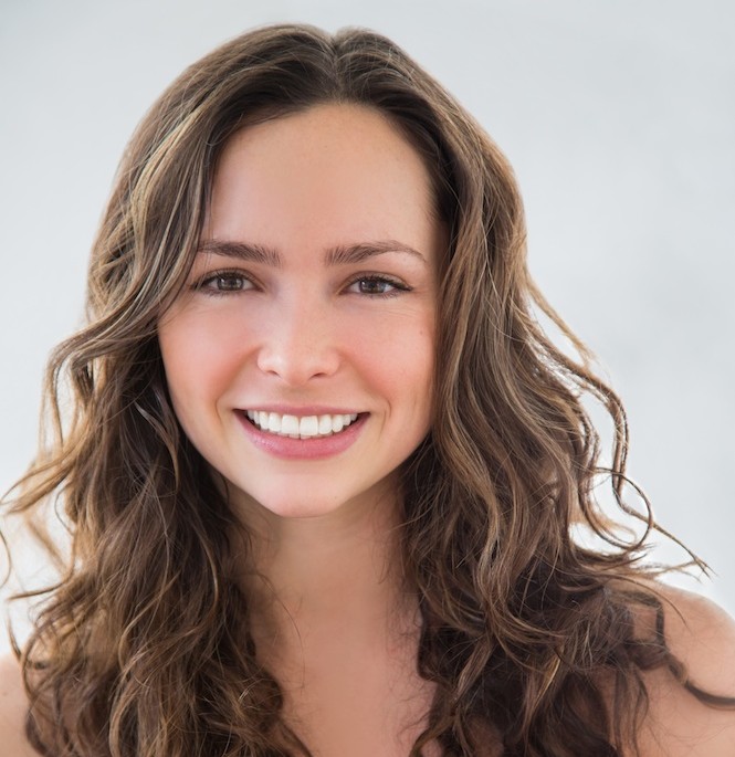 Alyssa Romano Headshot